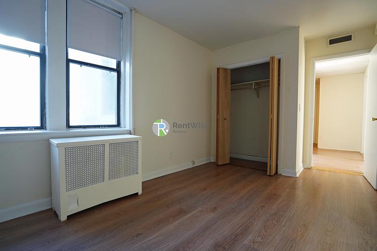 Photo of 1131 Commonwealth Avenue