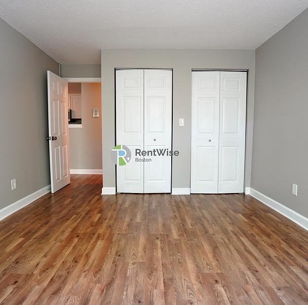 Photo of 971 Fellsway