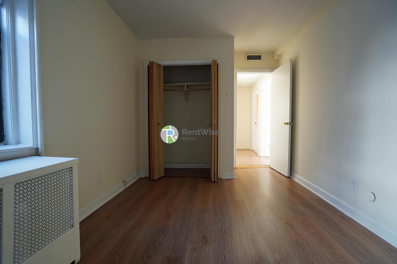 Photo of 1131 Commonwealth Avenue