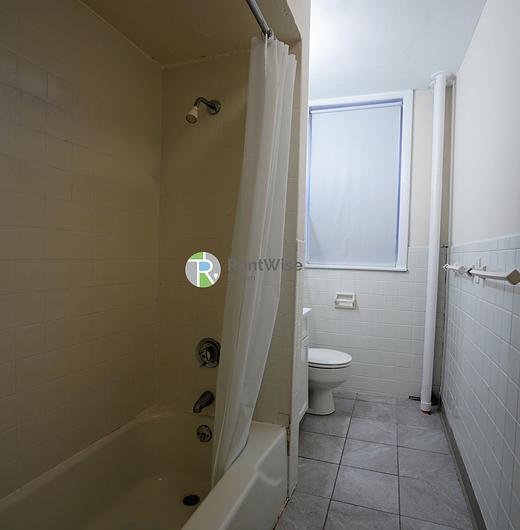 Photo of 1131 Commonwealth Avenue