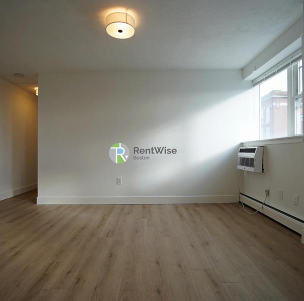 Photo of 740 East 7th Street