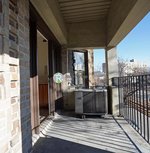Photo of 1131 Commonwealth Avenue
