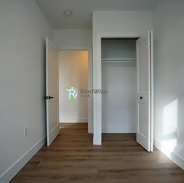 Photo of 740 East 7th Street