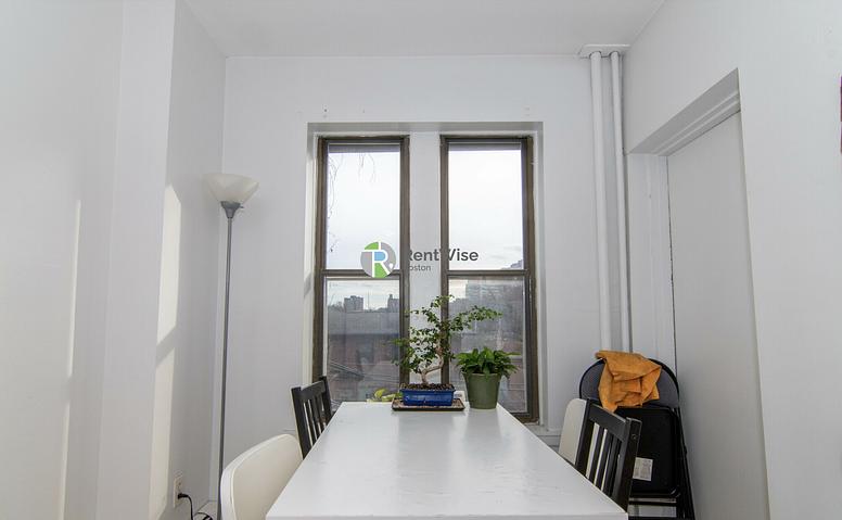 Photo of 448 Park Drive
