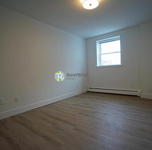 Photo of 740 East 7th Street