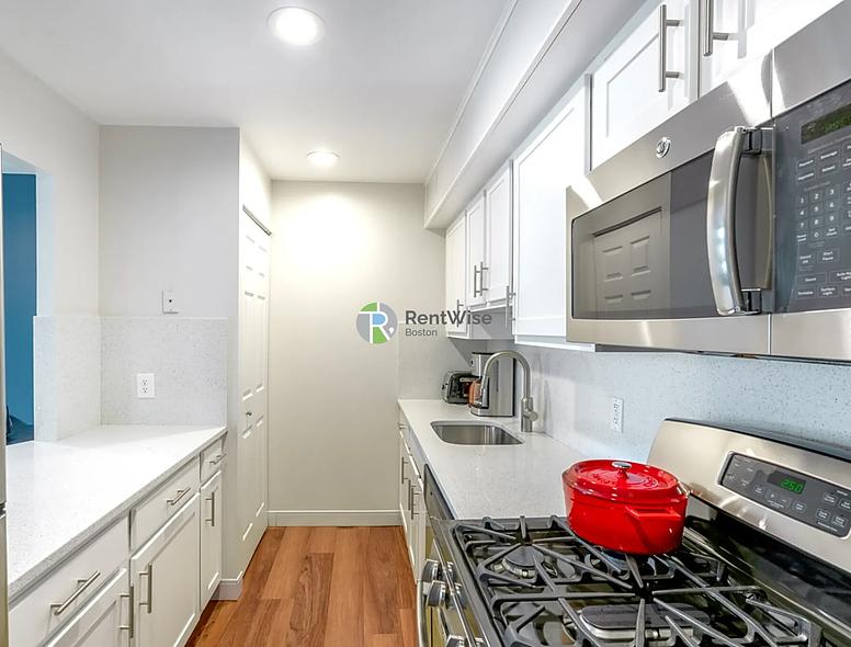 Photo of 145 Commercial St