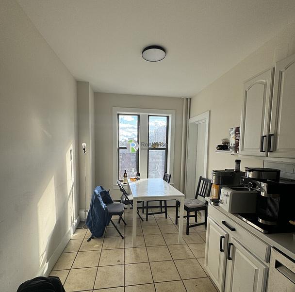 Photo of 448 Park Drive