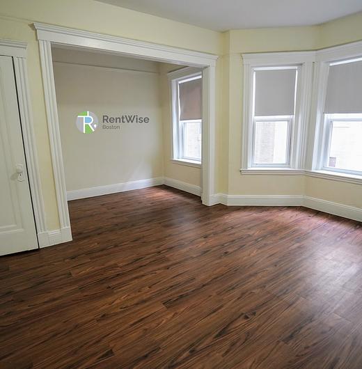 Photo of 1185 Boylston Street