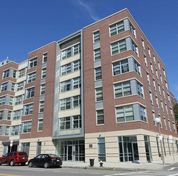 Photo of 601 Albany Street
