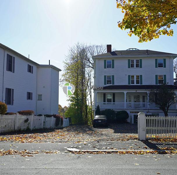 Photo of 293 Nahant Road