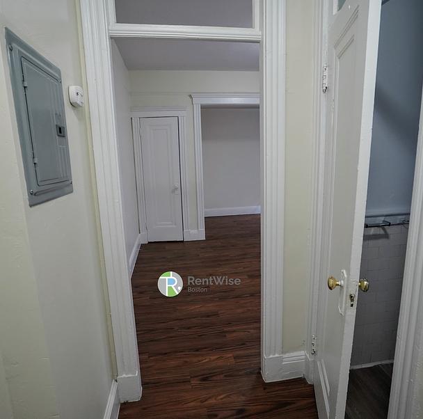 Photo of 1185 Boylston Street
