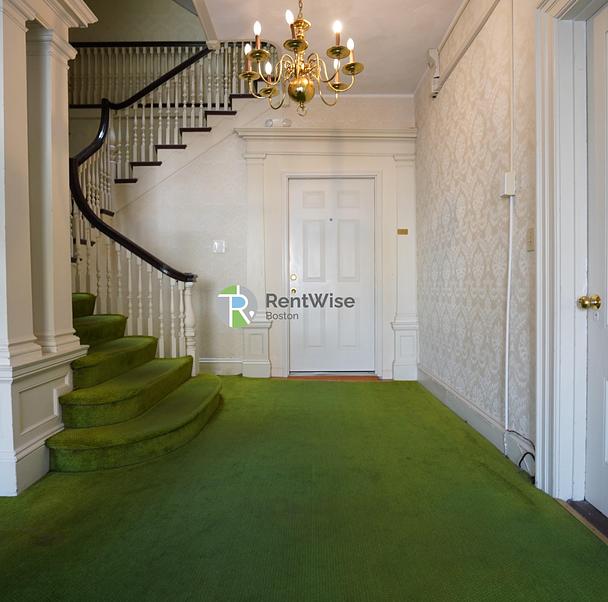 Photo of 293 Nahant Road