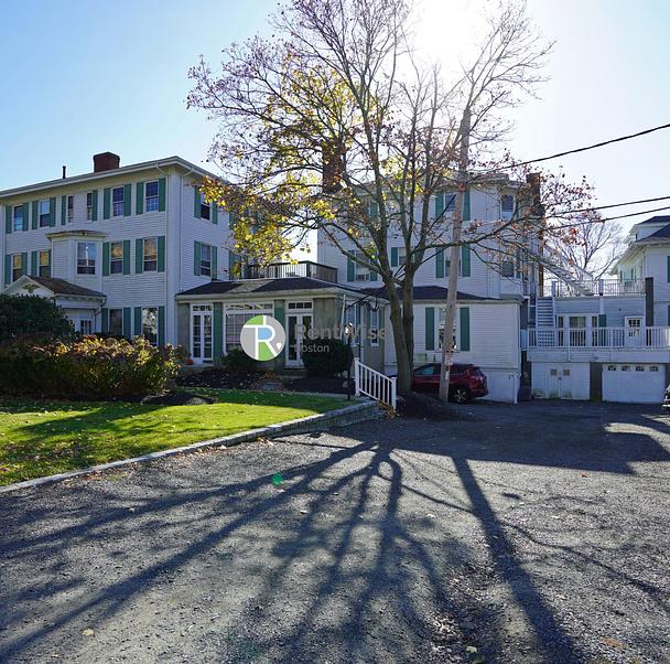 Photo of 293 Nahant Road