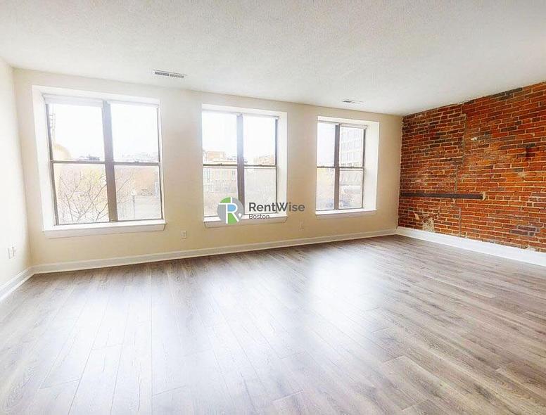 Photo of 1126 Boylston Street