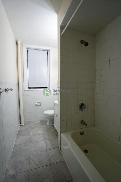 Photo of 1135 Commonwealth Avenue