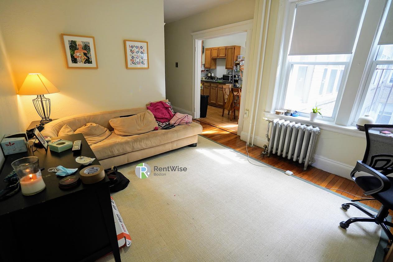 Photo of 1191 Boylston Street