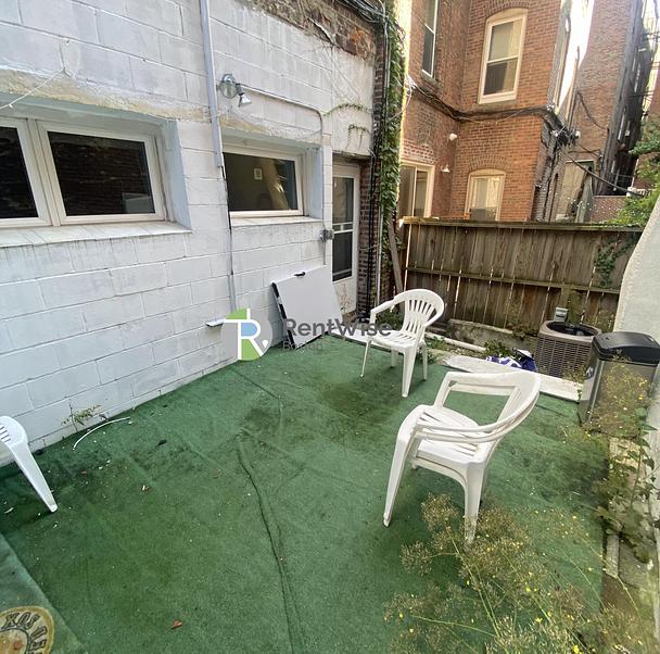 Photo of 152 Salem Street