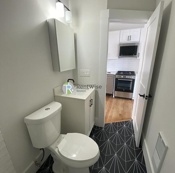Photo of 152 Salem Street