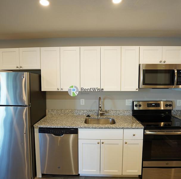 Photo of 404 Langley Road