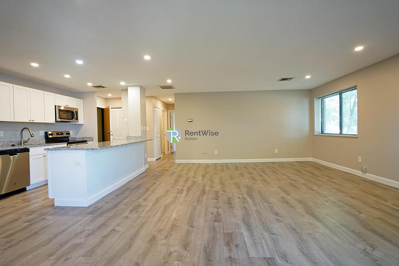 Photo of 404 Langley Road