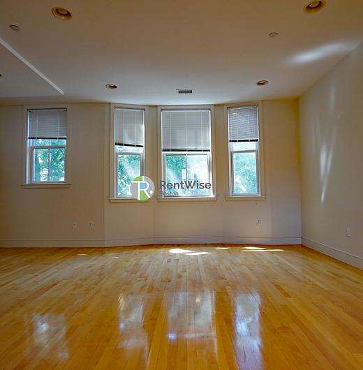 Photo of 110 Second Street