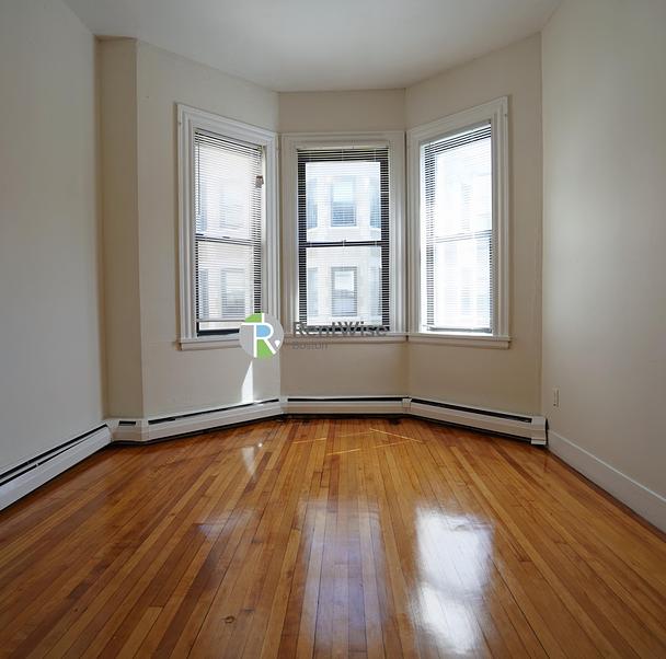 Photo of 72 Gardner St