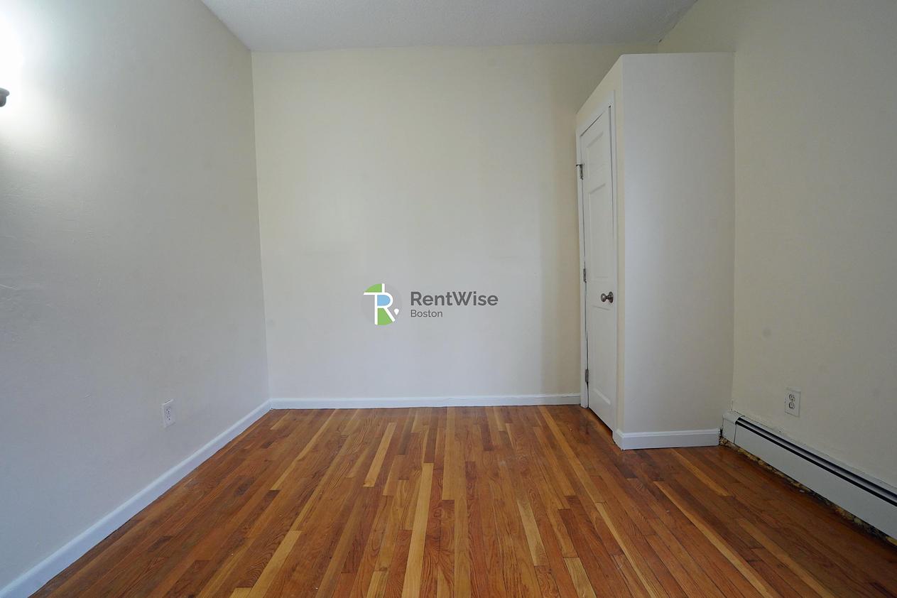 Photo of 59 South Huntington Avenue