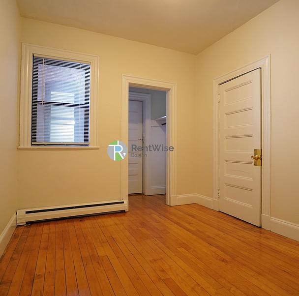 Photo of 72 Gardner St