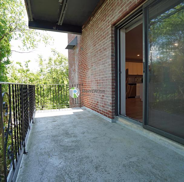 Photo of 404 Langley Road