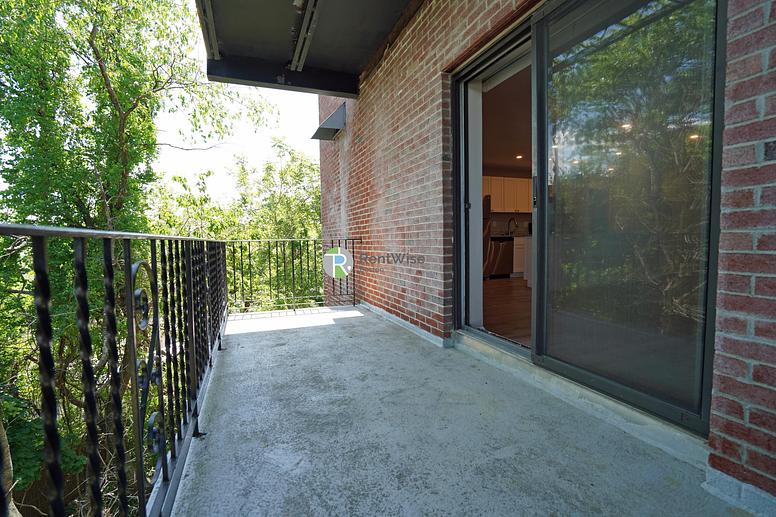Photo of 404 Langley Road