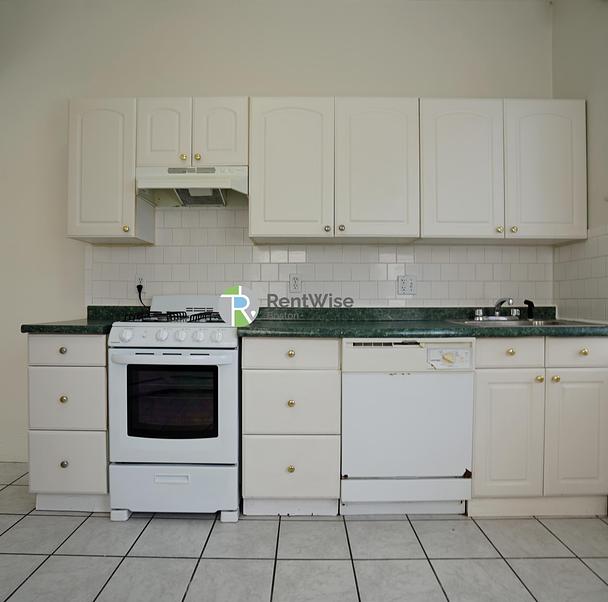 Photo of 72 Gardner St