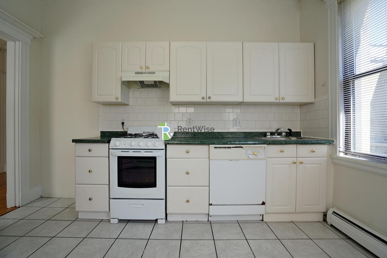 Photo of 72 Gardner St