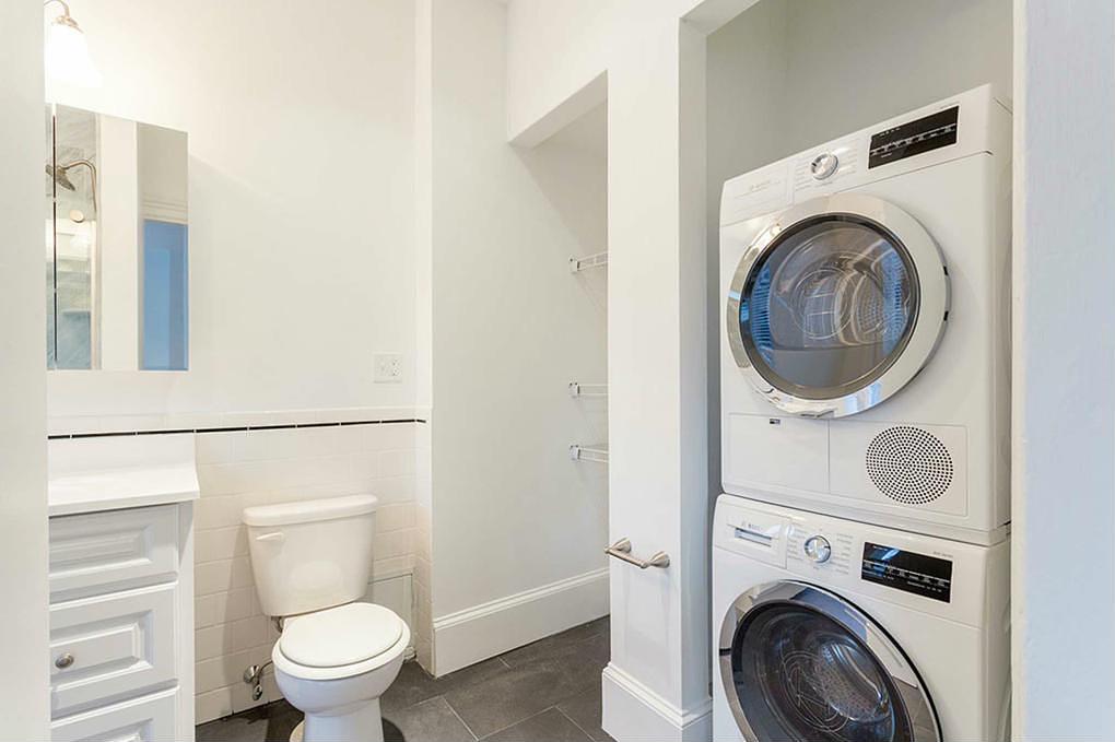 Photo of 225 Newbury St