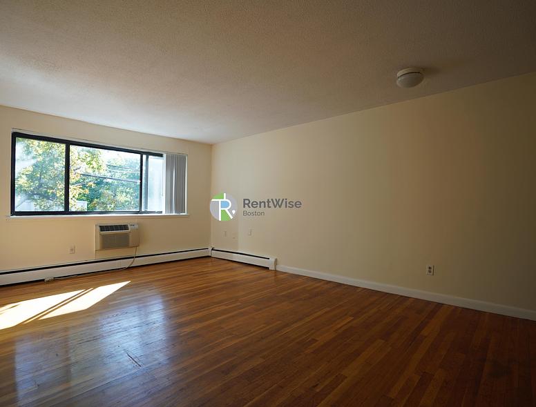 Photo of 122 Dustin Street