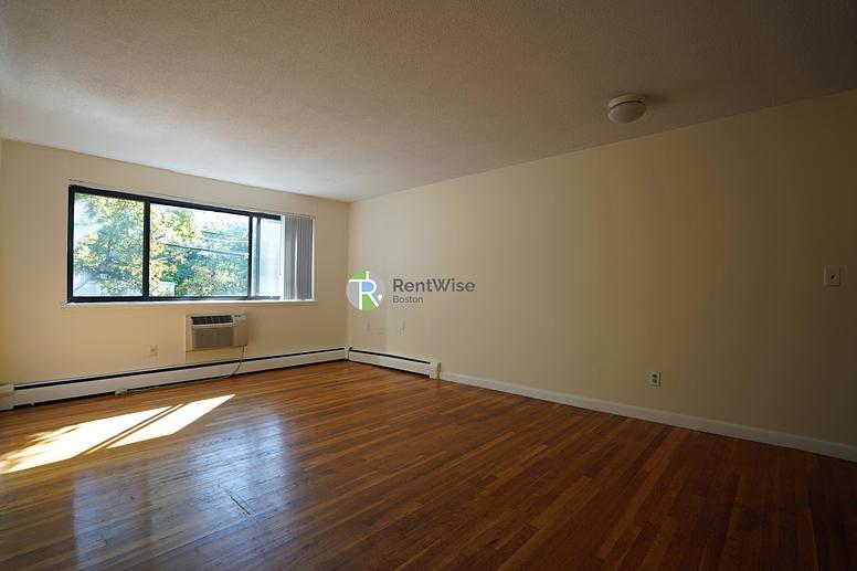 Photo of 122 Dustin Street