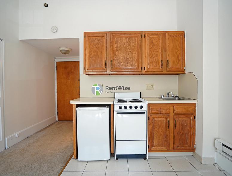 Photo of 1223 Beacon Street