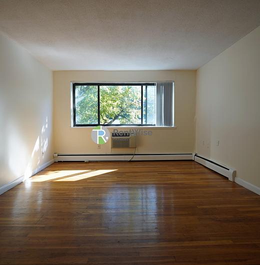 Photo of 122 Dustin Street
