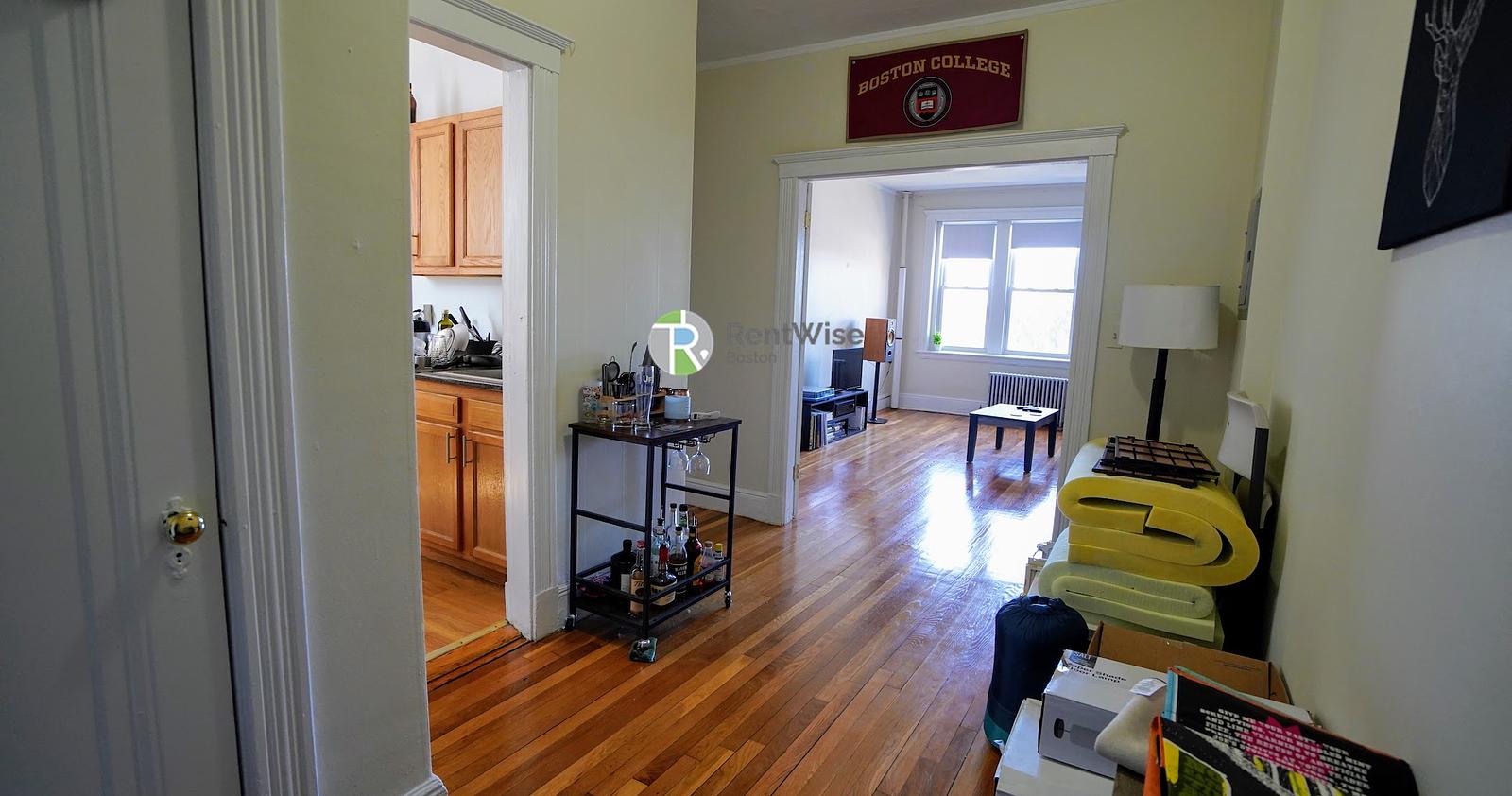 Photo of 1810 Commonwealth Ave