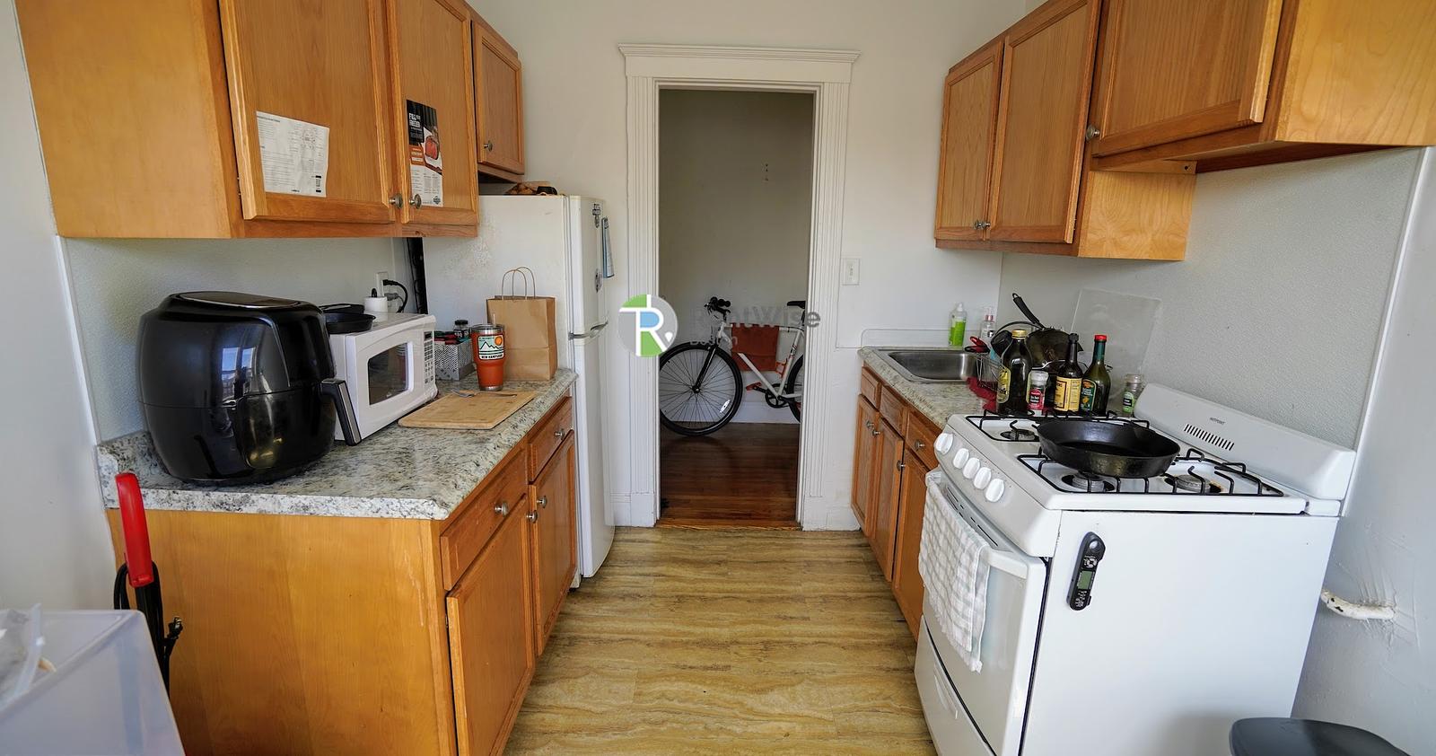 Photo of 1810 Commonwealth Ave