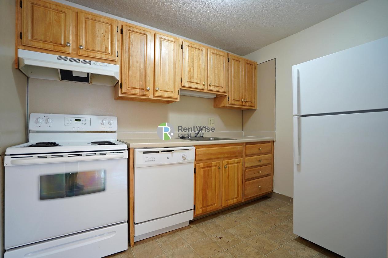 Photo of 122 Dustin Street