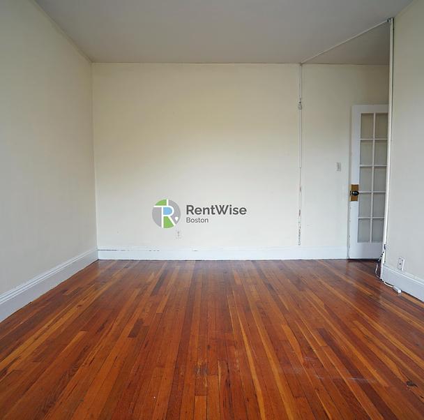 Photo of 135 Washington Street