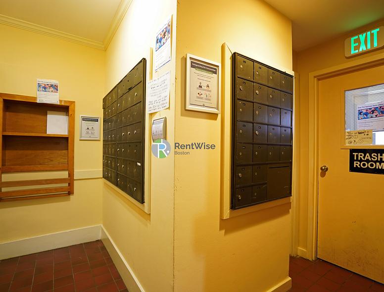 Photo of 1223 Beacon Street