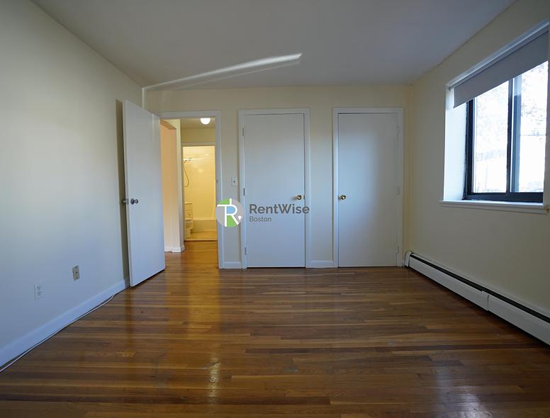 Photo of 122 Dustin Street