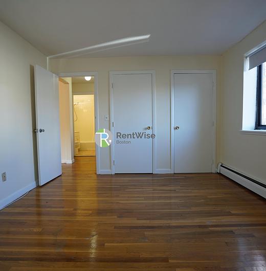 Photo of 122 Dustin Street