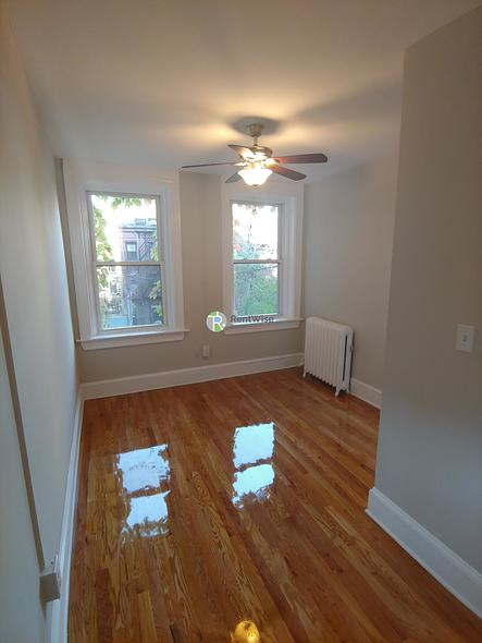 Photo of 70 Joy St