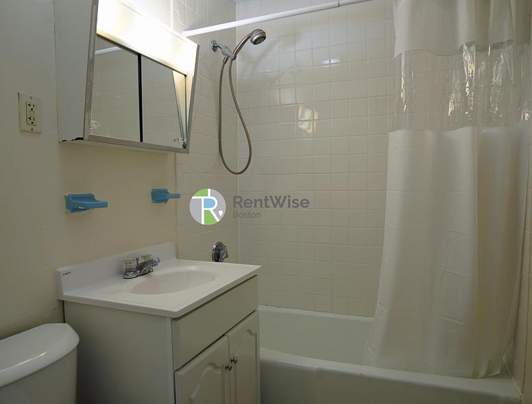 Photo of 122 Dustin Street