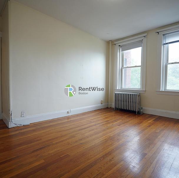 Photo of 135 Washington Street