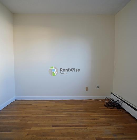 Photo of 122 Dustin Street