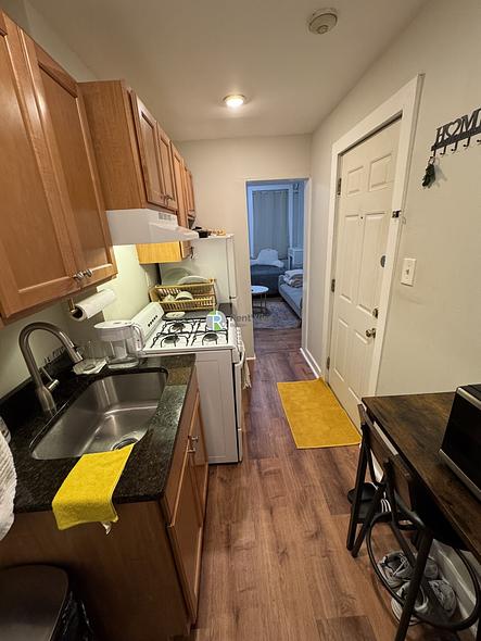 Photo of 70 Joy St
