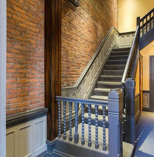 Photo of 270 Newbury Street